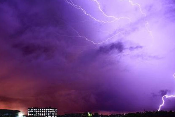 雷雨季節如何防護家用電器